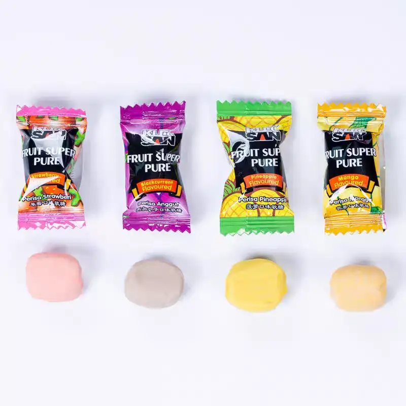 Product Name: Fruit Gummy Candy Series: Gummy Candy Food Additives:White sugar, glucose syrup, palm oil, gelatin, gum arabic, citric acid, flavoring, allura red, brilliant blue, tartrazine, sunset yellow. Flavor:Mix Shelf Life: 12month Net Weight:200G Package:200G*70BAG Place of Origin: China Storage Method: Store in a cool and dry place, and avoid direct sunlight. Code: YLF