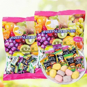 Product Name: Fruit Gummy Candy Series: Gummy Candy Food Additives:White sugar, glucose syrup, palm oil, gelatin, gum arabic, citric acid, flavoring, allura red, brilliant blue, tartrazine, sunset yellow. Flavor:Mix Shelf Life: 12month Net Weight:200G Package:200G*70BAG Place of Origin: China Storage Method: Store in a cool and dry place, and avoid direct sunlight. Code: YLF